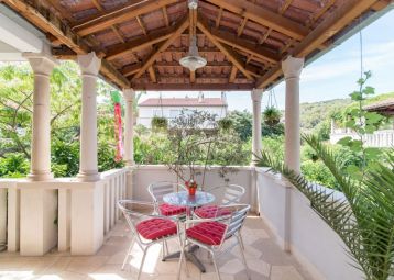 Mare Apt.1 - Back to the 60s & 70s