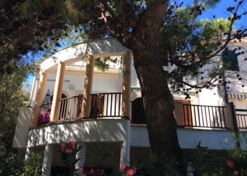 Eva Šimuni 30 m od plaže