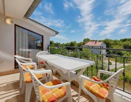 Appartamento Hegic with Balcony