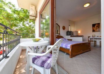 Double Room Hegic with Balcony