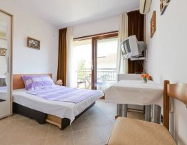 Camera Single Room Hegic with Balcony