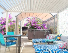 Apartman Spa tub & lounge with pergola Sara Bol