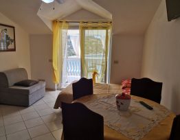 Ferienwohnung Apartman n.4