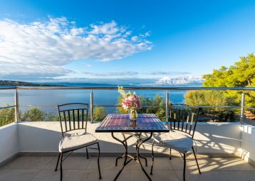 double with bunk bed  2+2 sea view