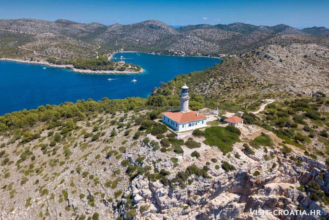 Skrivena Luka Otok Lastovo Apartmani I Ture Visit Croatia