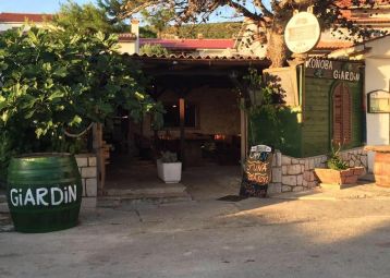 Konoba Giardin